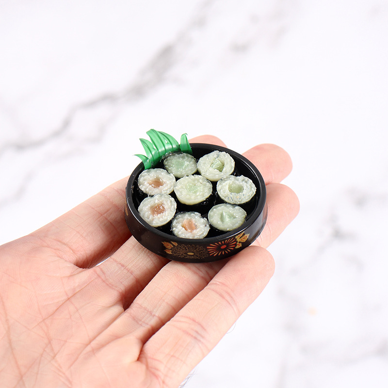 Kitchen Gadgets Gold - Mini Goldmuster Sushi-Platte Japanisches Bento Miniatur-Lebensmittelmodell